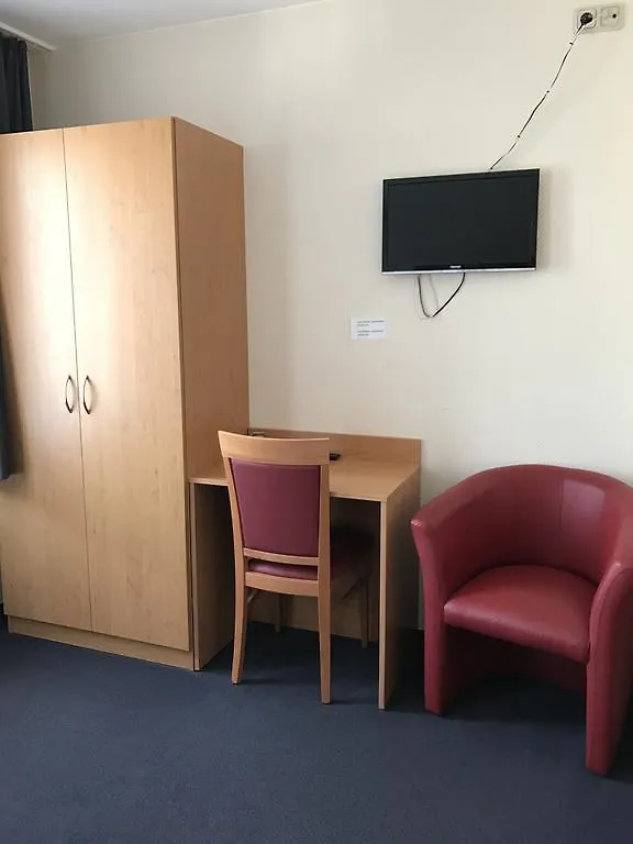 **  Hotel La Isla Kolín nad Rýnem Německo